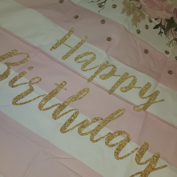 Large 5ft x 7ft Happy Birthday banner - Picture 4 of 5